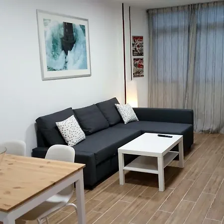 Апартаменты Brisas Del Mar Apartment, One Step From The Sea.